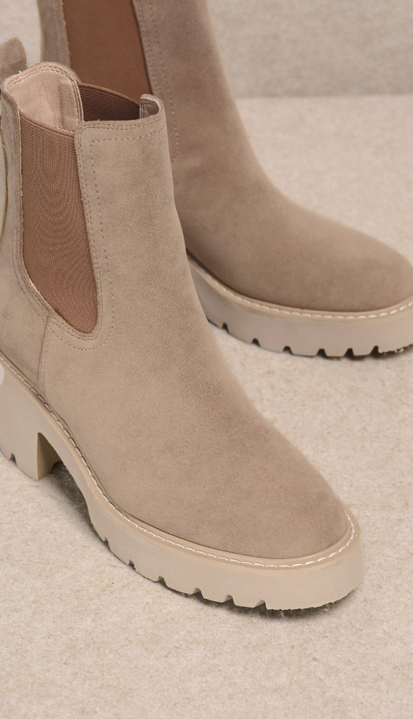 Chelsea Premium Ankle Boots- Taupe