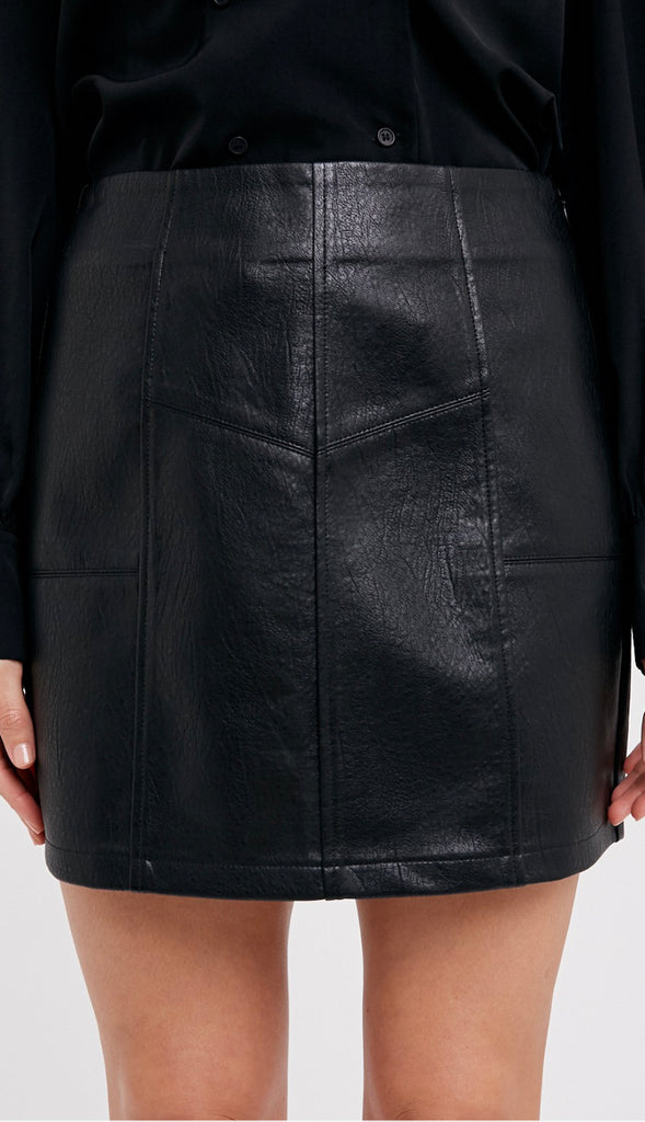 Can't Resist Faux Leather Mini Skirt- Black