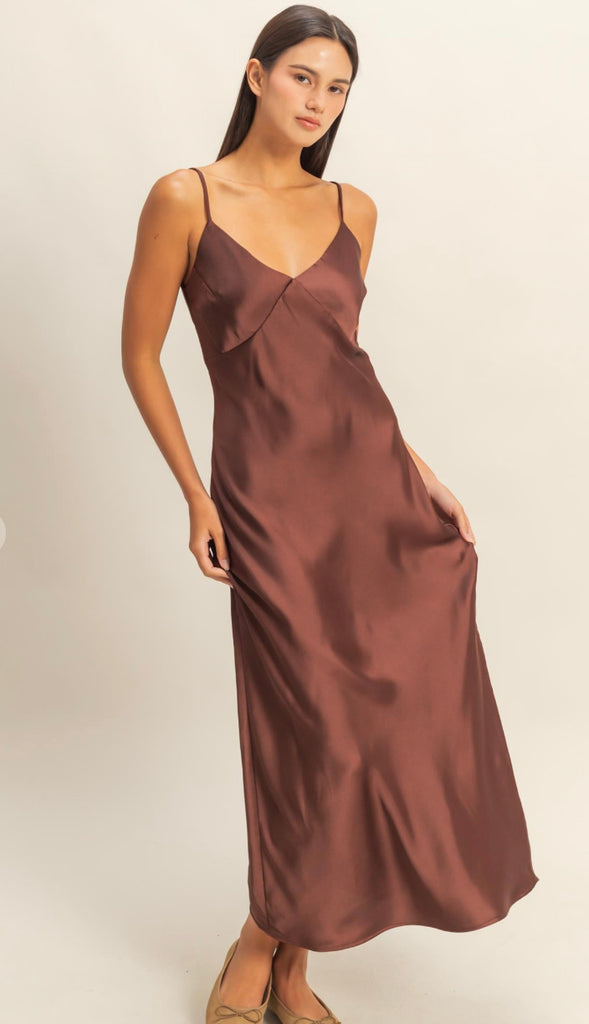 Harper Satin Midi Dress- Chestnut