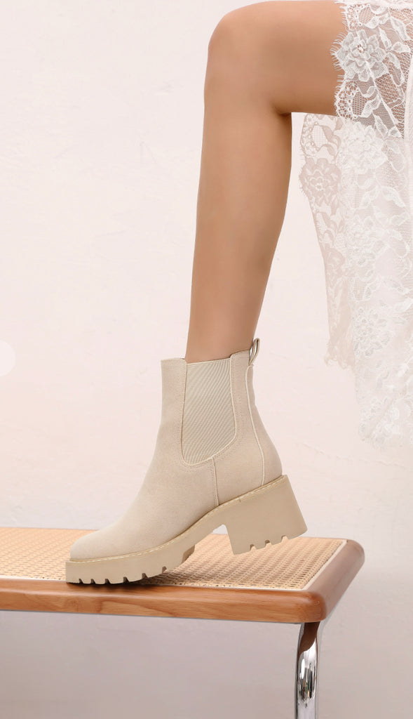Chelsea Premium Ankle Boots- Beige