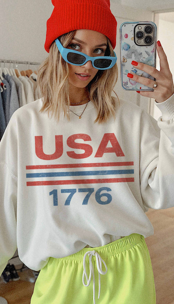 USA Est. 1776 Retro Graphic Sweatshirt- Ash Grey